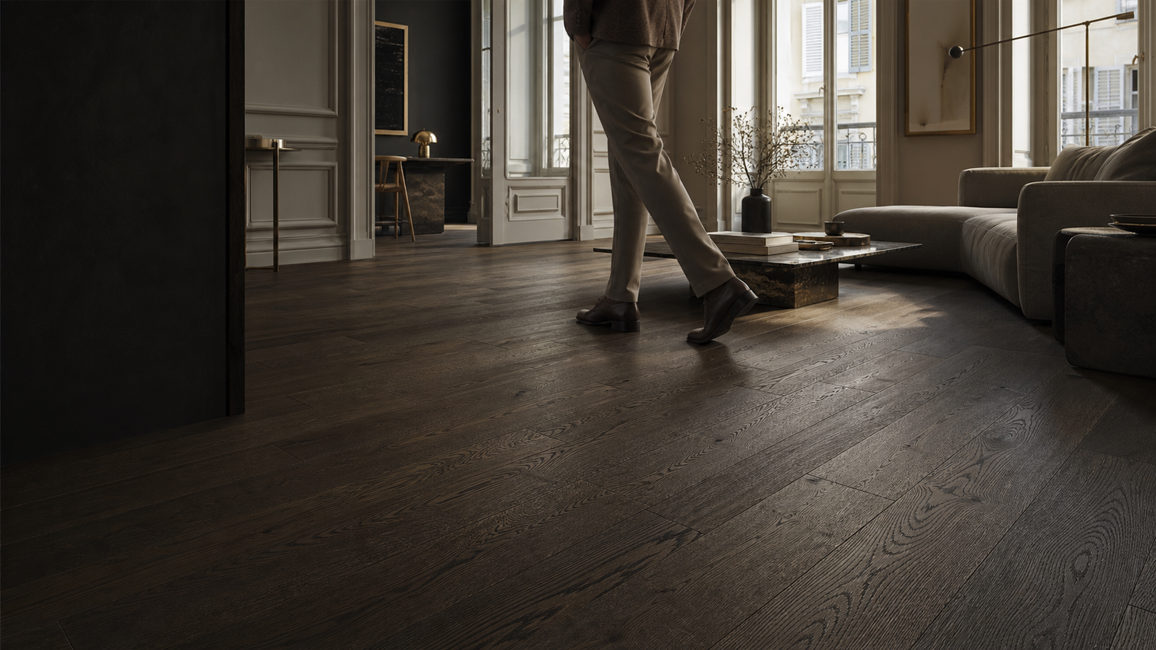 Capitali, parquet a doga lunga posato in un appartamento milanese